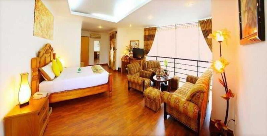Universe Hotel